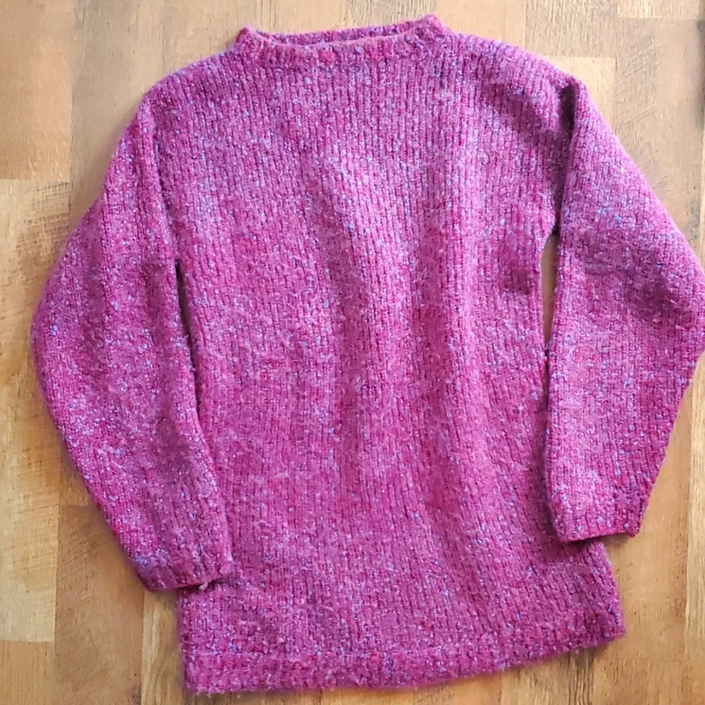 Cozy Wool Pink and Blue‎ Thick Winter Sweater Size Womans Medium